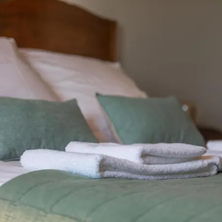 Jouandeou בית נופש